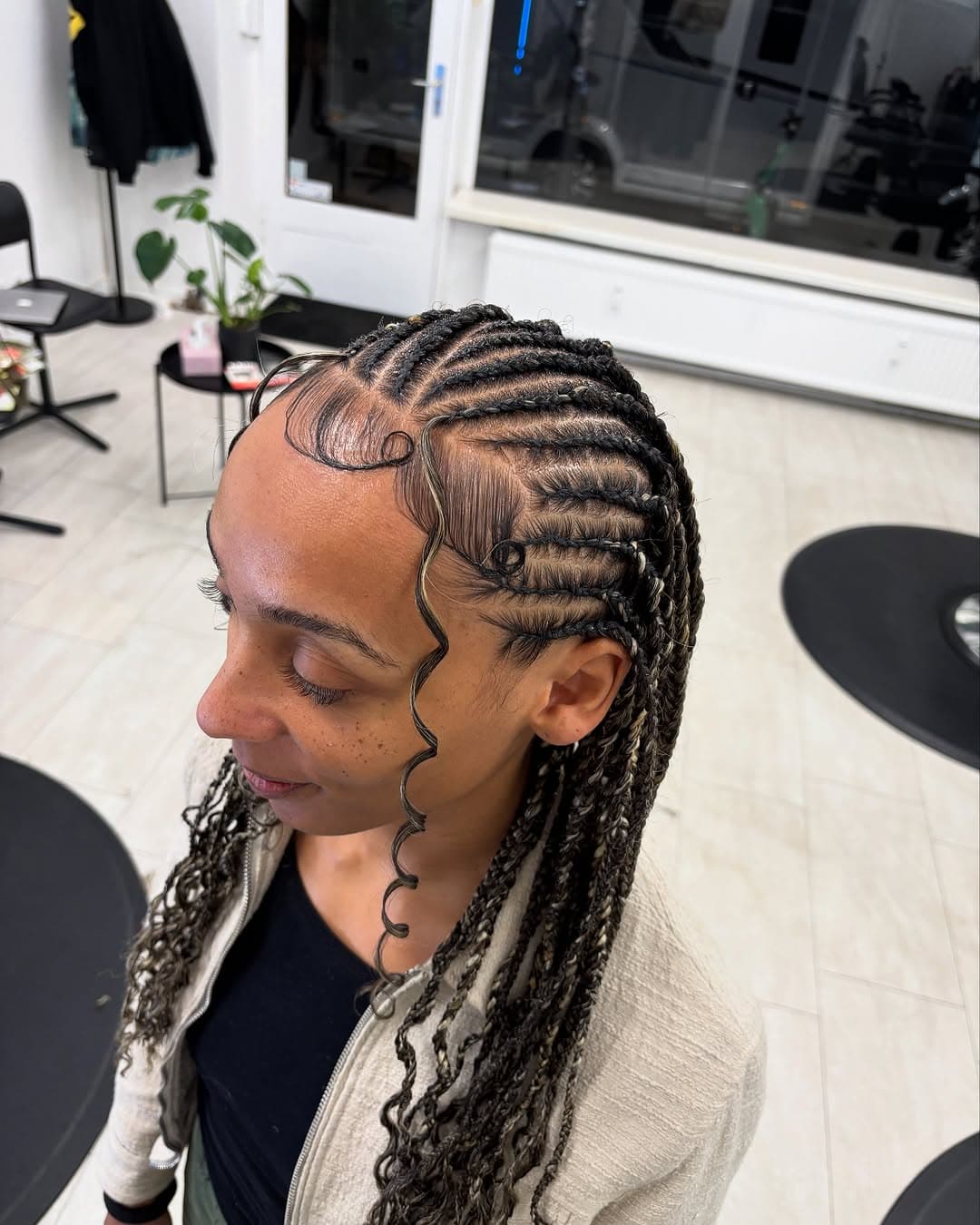 braidsbymeyy logo